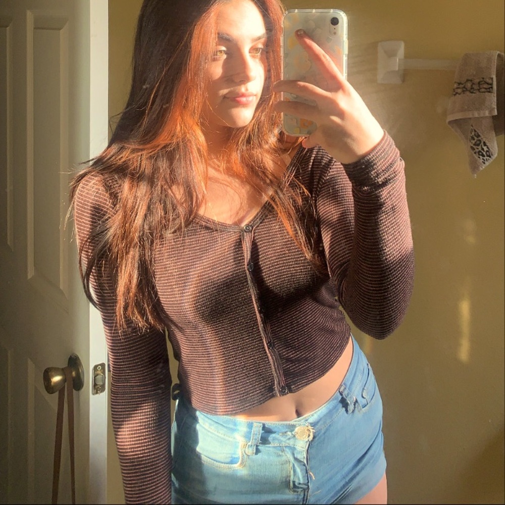 Cropped Long Sleeve